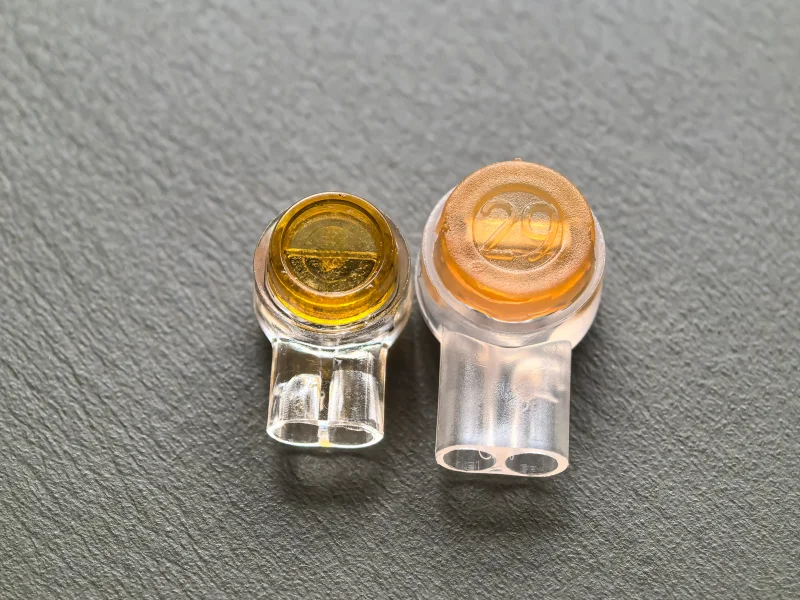 UY and UY2 connector size comparison