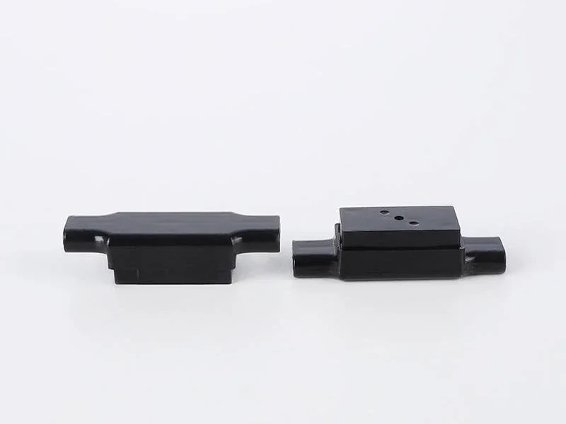 UDW2 connector front and back views